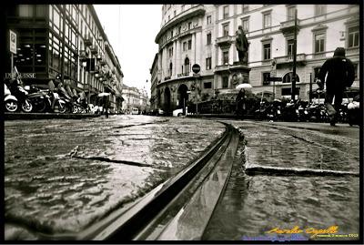 tram nella pioggia, Milano