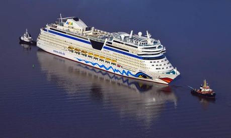 AIDA Stella, AIDA Cruises I cantieri Meyer Werft consegnano la nuova AIDA Stella. Il 16 Marzo il battesimo ad Amburgo.