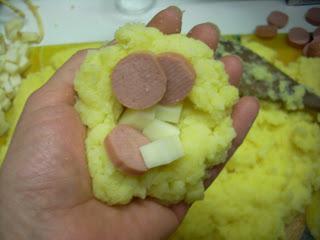 Bulz ardelensc - palle di polenta della Transilvania (Romania) Bulz ardelensc - palle di polenta della Transilvania (Romania)