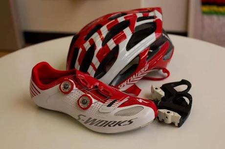 Specialized scarpe casco pedali