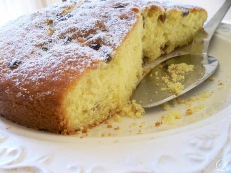 Olive oil lemon cake