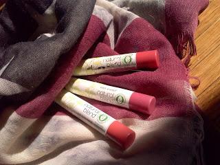 Wet 'n' Wild natural blend Lip Shimmer: espatriate vi prego!