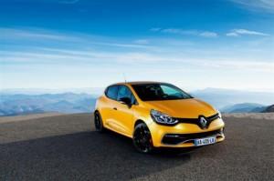 Renault Clio RS 200 EDC, la sportiva ribelle