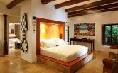 Una delle camere da letto a Vatulele Island Resort