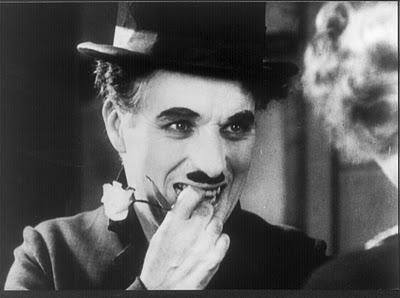 Un cellulare in un film di Charlie Chaplin del 1928