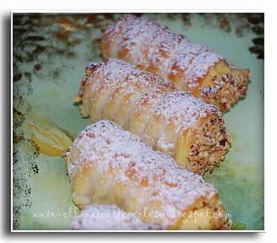 Cannoli di pasta sfoglia!