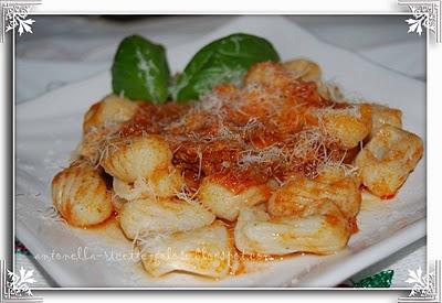 Gnocchi di ricotta e basilico!