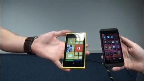Comprare un Nokia Lumia 920 o un Blackberry Z10 ? Lumia 920 a confronto con il blackberry Z10