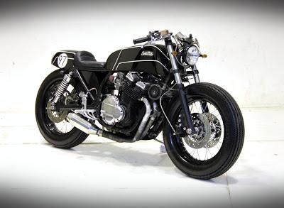 GSX750 by Studio Motor