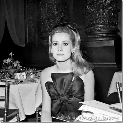 Chaterine Deneuve in Yves Saint Laurent