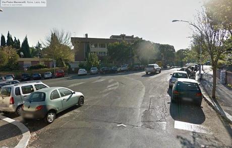 L'AREA ZEBRATA DIVENTA IL REGNO DELLA SOSTA SELVATICA! QUANDO LO CAPIREMO CHE SOLO UN CORRETTO ARREDO URBANO PUO' SCONGIURARE SIMILI ACCOZZAGLIE? L'AREA ZEBRATA DIVENTA IL REGNO DELLA SOSTA SELVATICA! QUANDO LO CAPIREMO CHE SOLO UN CORRETTO ARREDO URBANO PUO' SCONGIURARE SIMILI ACCOZZAGLIE?