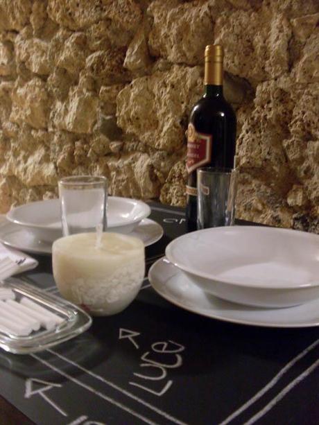 COMPLEMENTI D’ARREDO INTERATTIVI: LE BOTTIGLIE E I TAVOLI LAVAGNA DI ORA DESIGN ORAdesign