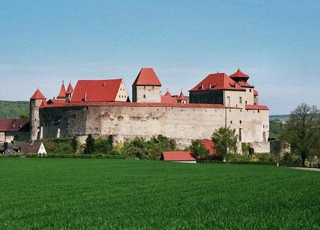 La Romantische Strasse in Germania Würzburg Schongau Rottenbuch Rothenburg Romantische Strasse Nördlingen Neuschwanstein Landsberg am Lech harburg germania Fussen Feuchtwangen Donauwörth Dinkelsbühl destinazioni Baviera Augusta Augsburg 