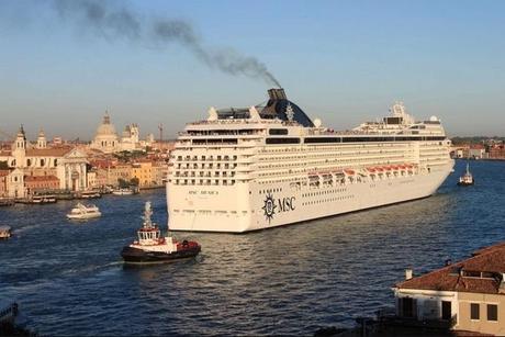 Venezia: grandi navi con carburanti a basso contenuto di zolfo – Rassegna Stampa D.B.Cruise Magazine
