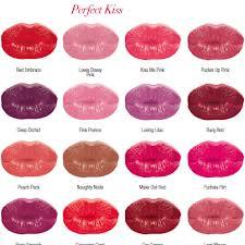 Avon - Rossetto Perfect Kiss nei colori Lacy Mauve e Mauve Allure