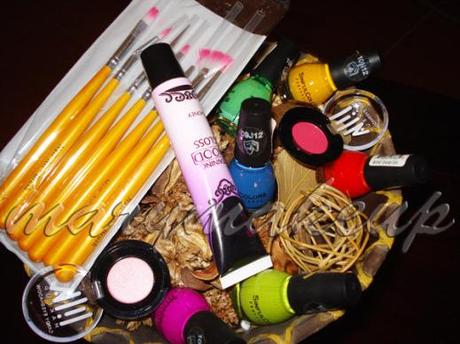 Gift Away Winner GiveAway_01