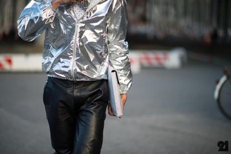 Metallic trend street style Trend: metallic