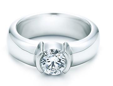 Engagement rings: un diamante è per sempre.