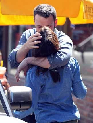 Ben Affleck e Jennifer Garner baci appassionati a Santa Monica: Ecco le foto