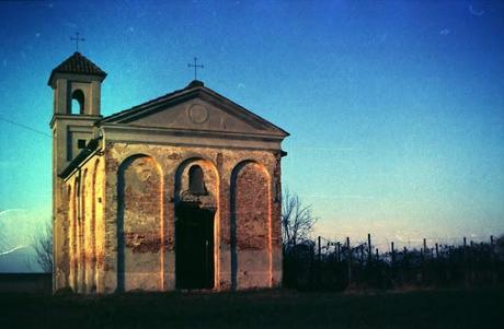 La chiesetta abbandonata