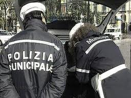 Scrive Antonino Cucchiara: voleva denunciare un abuso edilizio ma i vigili urbani erano fuori servizio Scrive Antonino Cucchiara: voleva denunciare un abuso edilizio ma i vigili urbani erano fuori servizio