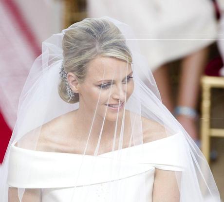 FINCHE' MODA NON CI SEPARI: storia dell'abito da sposa