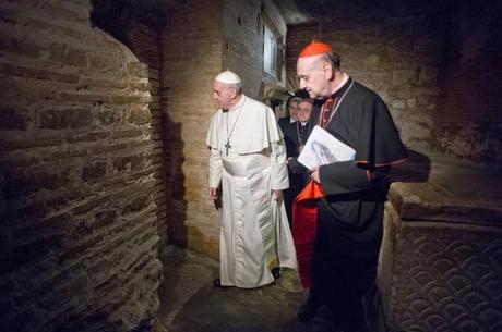 Papa Francesco, primo Pontefice a scendere negli ipogei della necropoli vaticana.