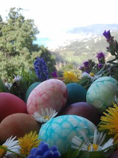 Uova di Pasqua Colorate