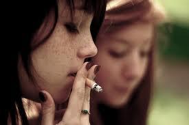 Adolescenti: il fumo può provocare osteoporosi 