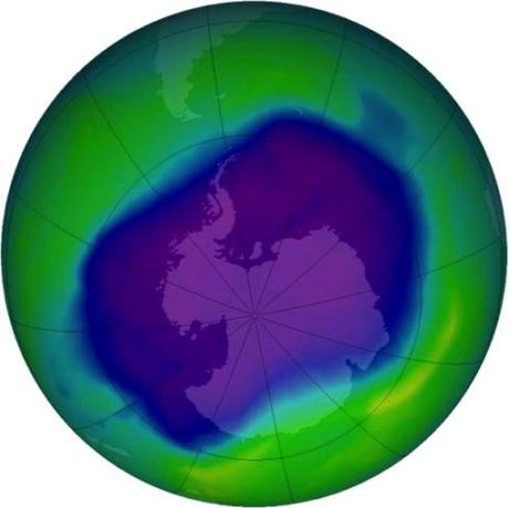 Buco dell'ozono alla massima estensione nel 2006. Fonte: NASA