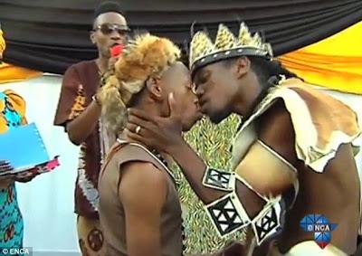 IN SUD AFRICA IL PRIMO MATRIMONIO GAY IN UNA TRIBU' ZULU