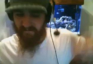 Videogiocatore si finge disabile per ottenere donazioni ed il web insorge ZilianOp-video