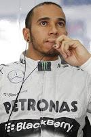 Lewis Hamilton 'cacciato' dai box Mclaren