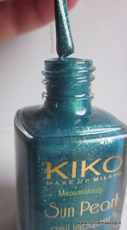 KIKO Fierce Spirit: Sun Pearl Nail Lacquer 428 River Green