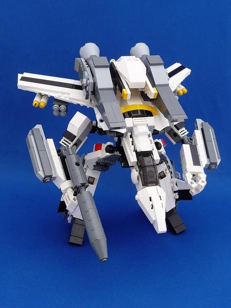 Lo Skull Mecha di Robotech rifatto con i LEGO