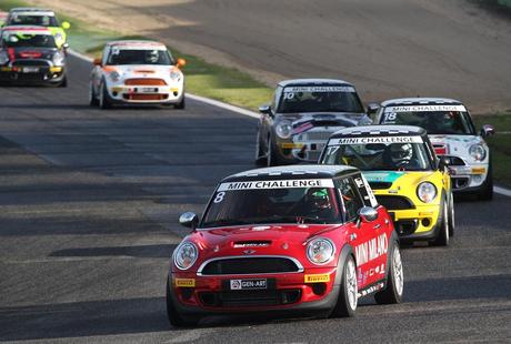 MINI Challenge, Vallelunga: doppia vittoria di Nicola Baldan