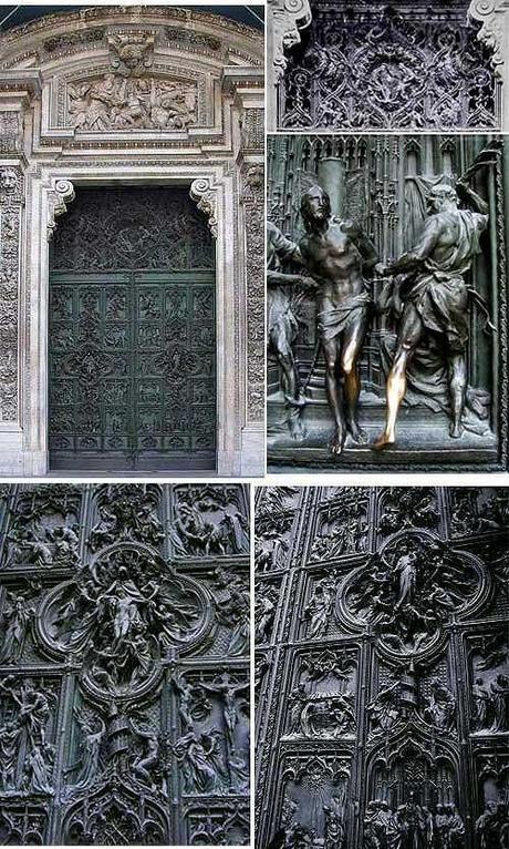 Porta principale del Duomo di Milano - e ... un rito misterioso -