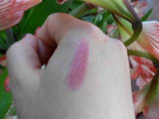 Kiko pencil lip gloss: un ottimo alleato per la fretta.