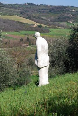 Arte nel Chianti Associazione Onlus presenta Parco-Museo in collina Installazioni site specific