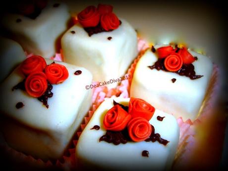 mini cakes 