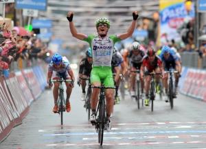 Battaglin guida un tris azzurro, Paolini sempre in rosa