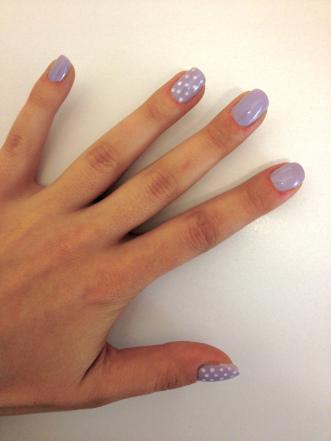 pastel dots nails