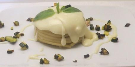 Zuccotto di Bucatini alle Zucchine e Prosciutto con Vellutata alla fontina IMG_3629