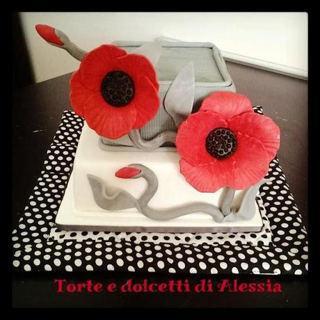 Una torta con i fiori per la festa della mamma: ecco il tutorial per realizzarla