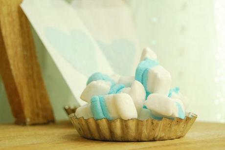 RITAGLI DI SEMPLICITÀ IN BUSTA RITAGLI DI SEMPLICITÀ IN BUSTA