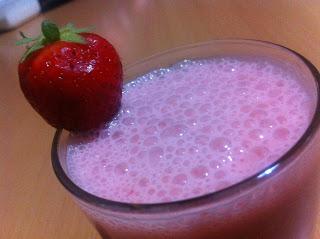 Smoothie yogurt e fragola