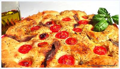 La Focaccia Pugliese Pomodorini e Acciughe - €3.20