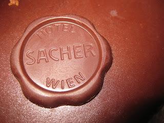 SACHER TORTE ... RICETTA ... STORIA & CURIOSITA' GOLOSE ... SACHER TORTE ... RICETTA ... STORIA & CURIOSITA' GOLOSE ...