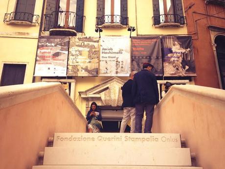 Changing thoughts, changing future. Biennale, Peggy e cene da sogno #artbiennaleinstameet