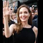 Angelina Jolie appare in forma smagliante sul primo red carpet dopo la doppia mastectomia al seno